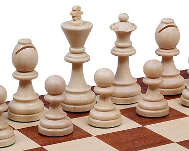 Échiquier Grand Roque en acajou – pièces blanches