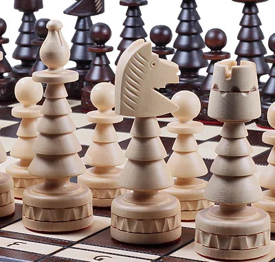 Jeu d’échecs Sapin de Noël – pièces blanches en sapin