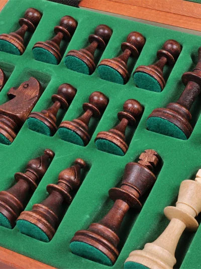 Échiquier Gambit en acajou – rangement des pièces