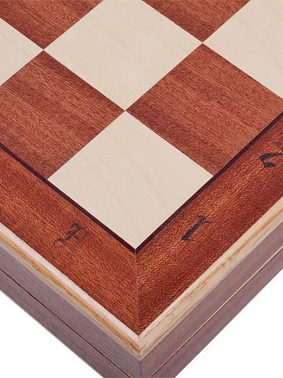 Échiquier Grand Roque en acajou – détail des cases en bois