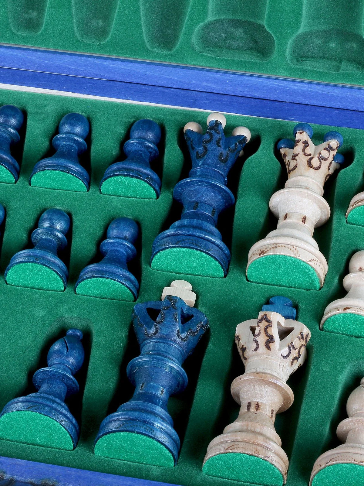 Échiquier pliant Ambassadeur bleu – rangement des pièces