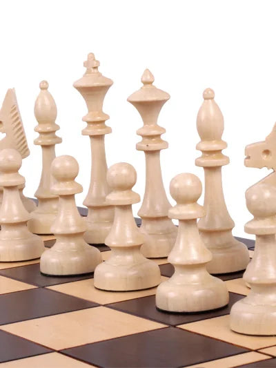 Jeu d’échecs Club – les pièces claires