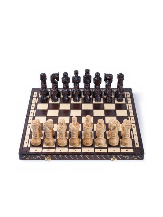 Jeu d’échecs Gladiateur – vue d’ensemble, pièces en place