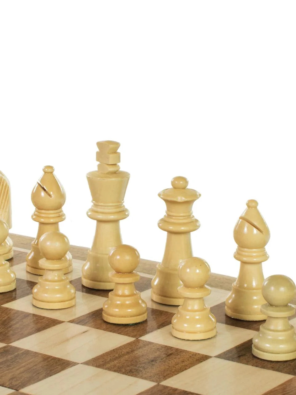 Jeu d’échecs magnétique Acacia – les pièces alignées