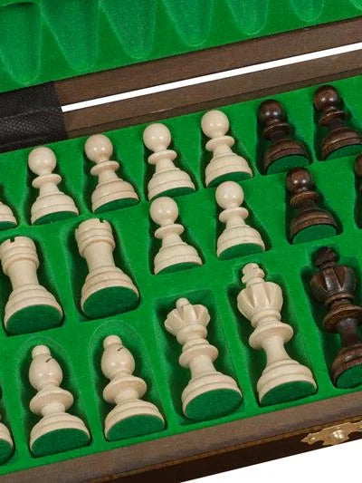 Jeu d’échecs Olympique Petit – les pièces rangées à l’intérieur