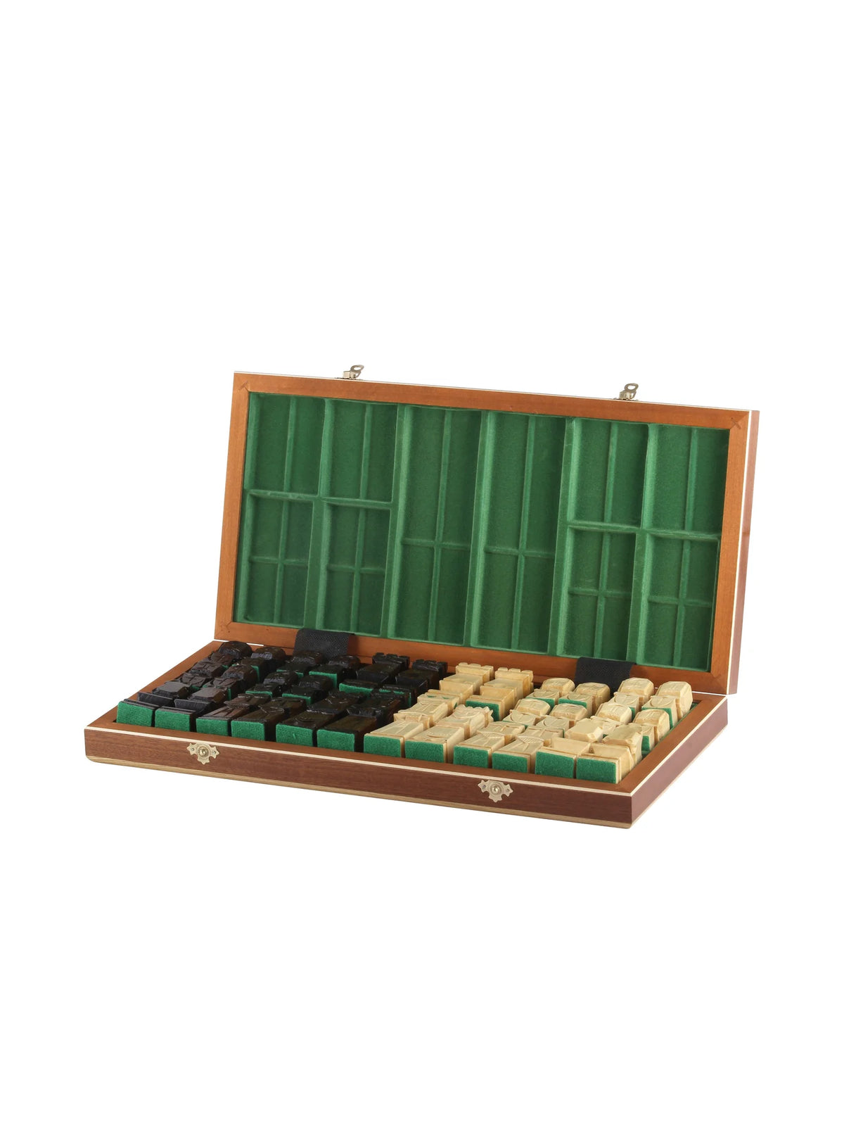 Jeu d’échecs Orava – coffret ouvert