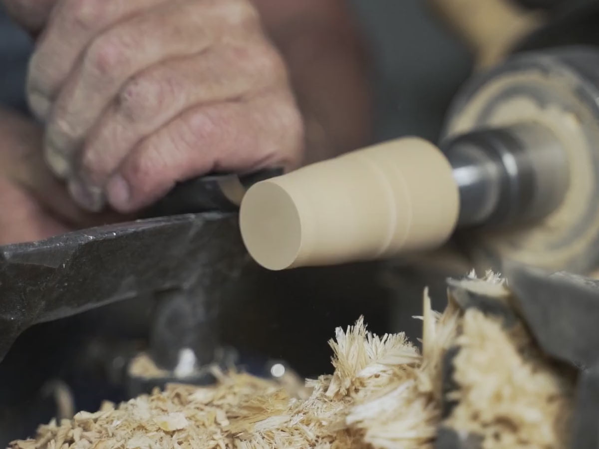 L’atelier : tournage et finition des pièces